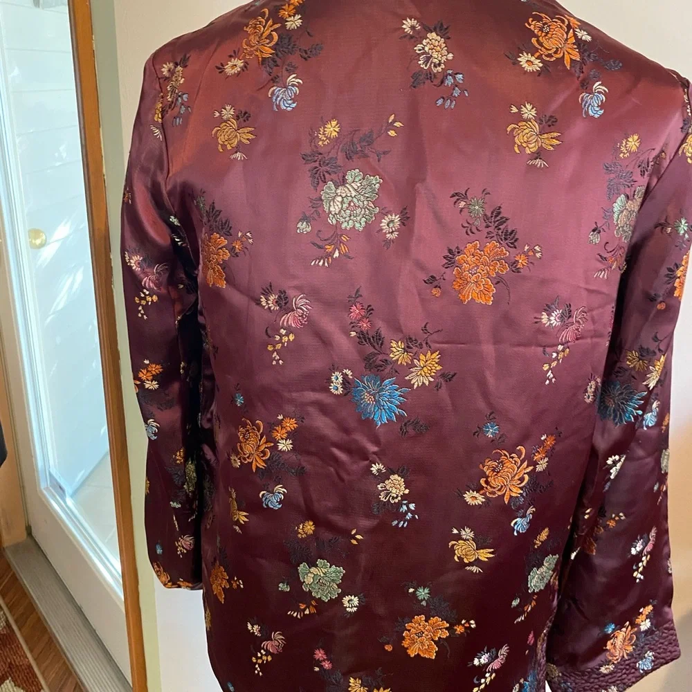 Reversible Chinese Brocade Jacket Vintage Fitted 6 to 8 Burgundy and blue Satin - Picture 3 of 5